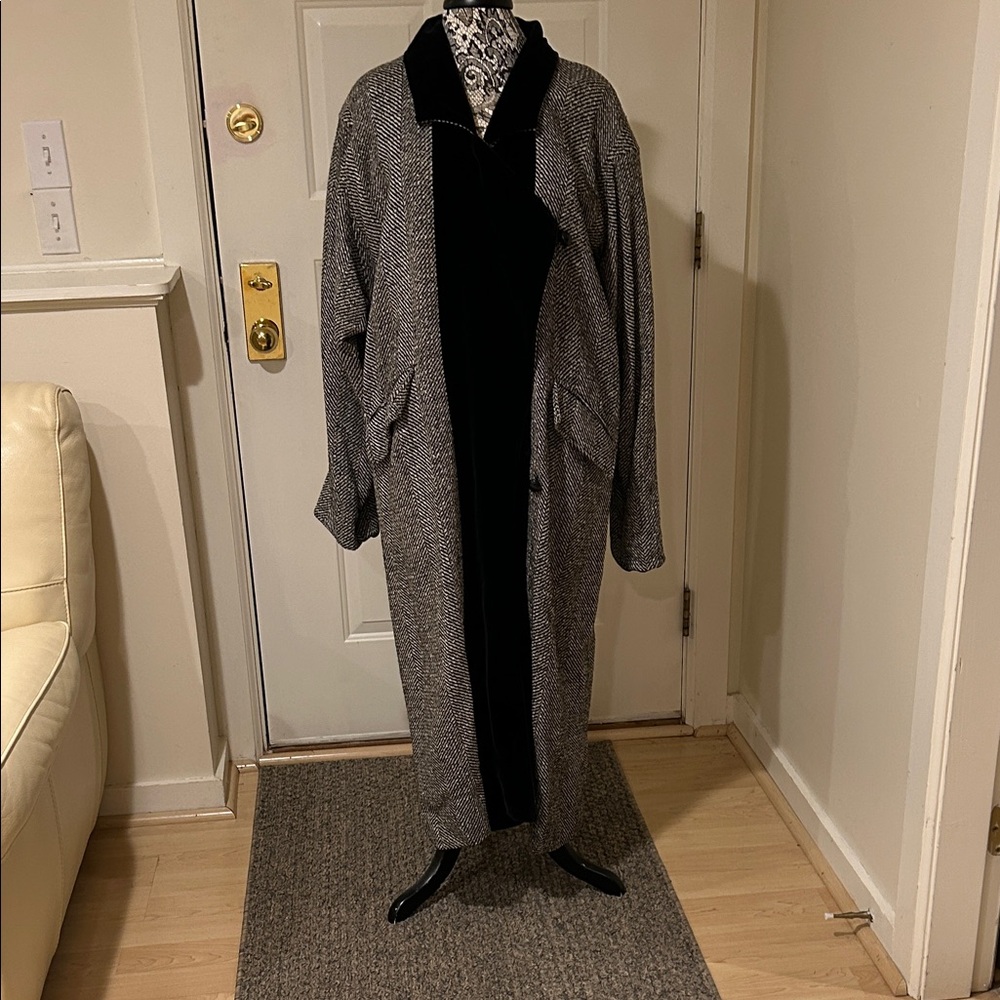 Chic Black and Gray Women's Trench Coat